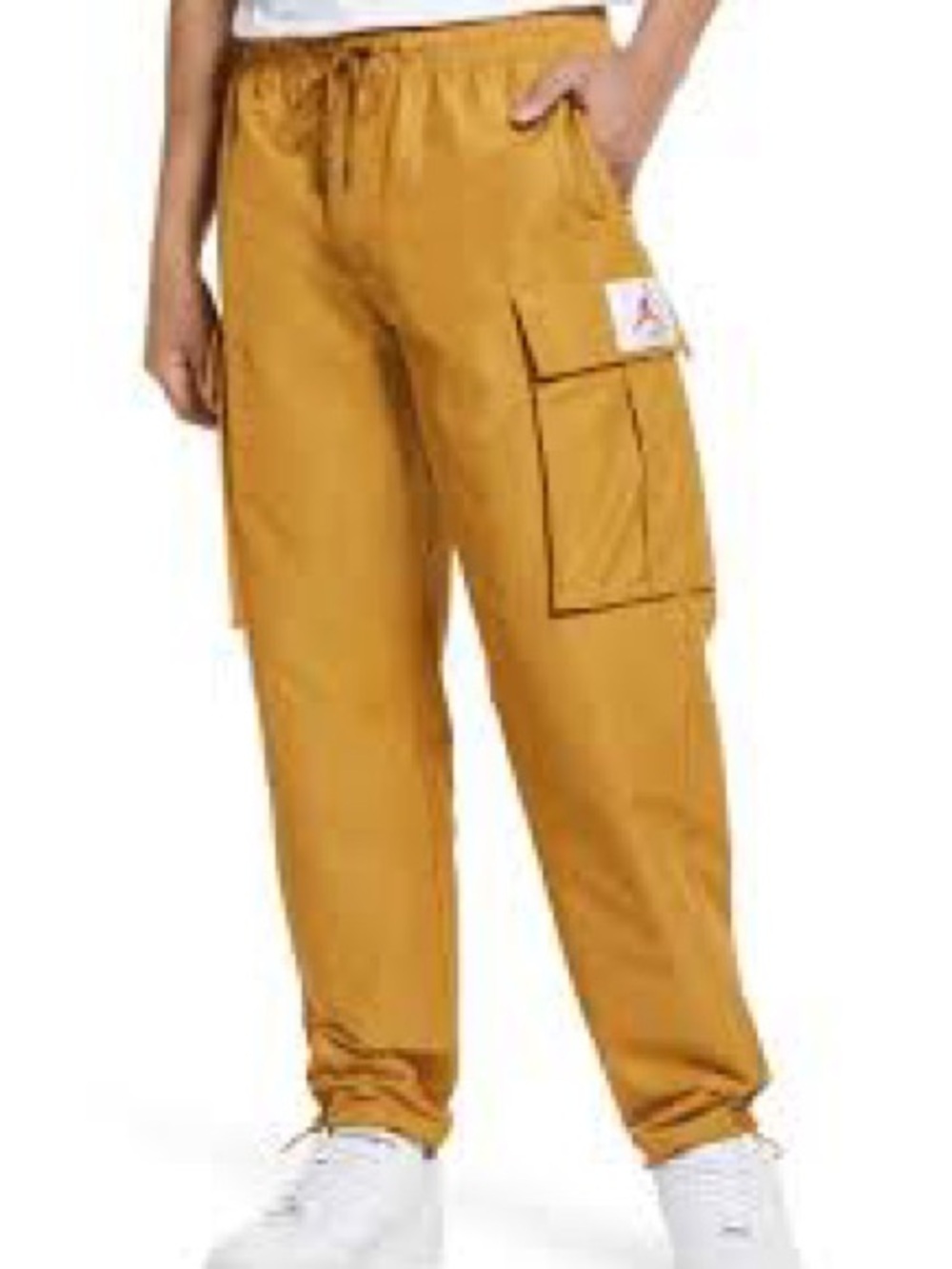 NWT JORDAN Men’s flight Woven Pocket Sports in Mustard